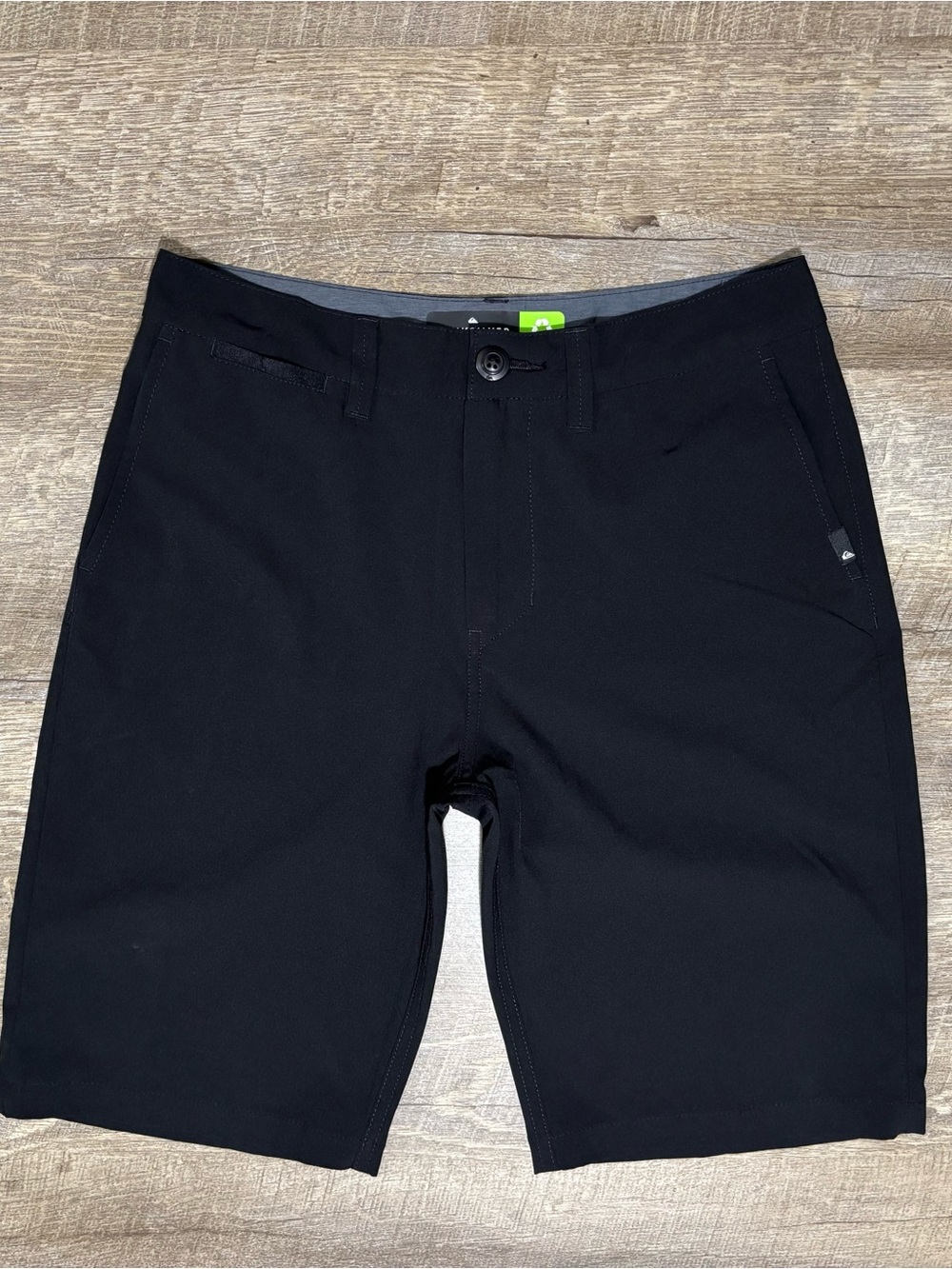 QuickSilver Amphibian Shorts Men's 28 Black 4 Way Stretch Water Resistant